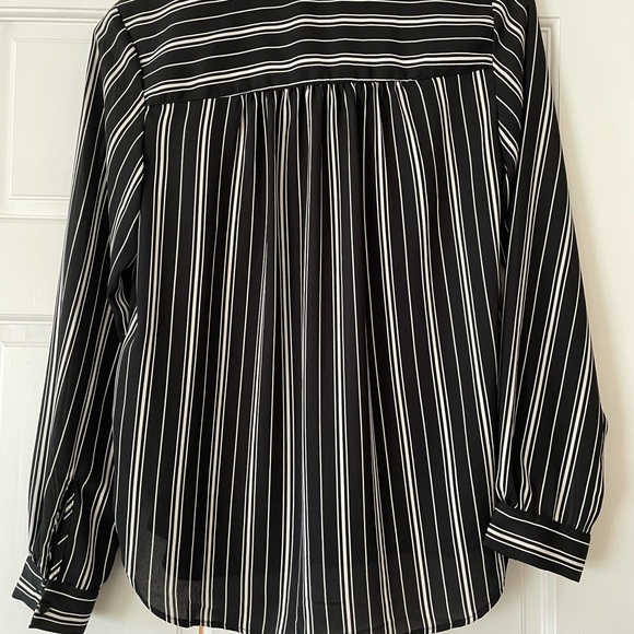 H&M black and white striped button down - Picture 2 of 3